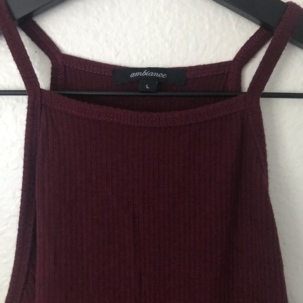 Halter top - Picture 3 of 3